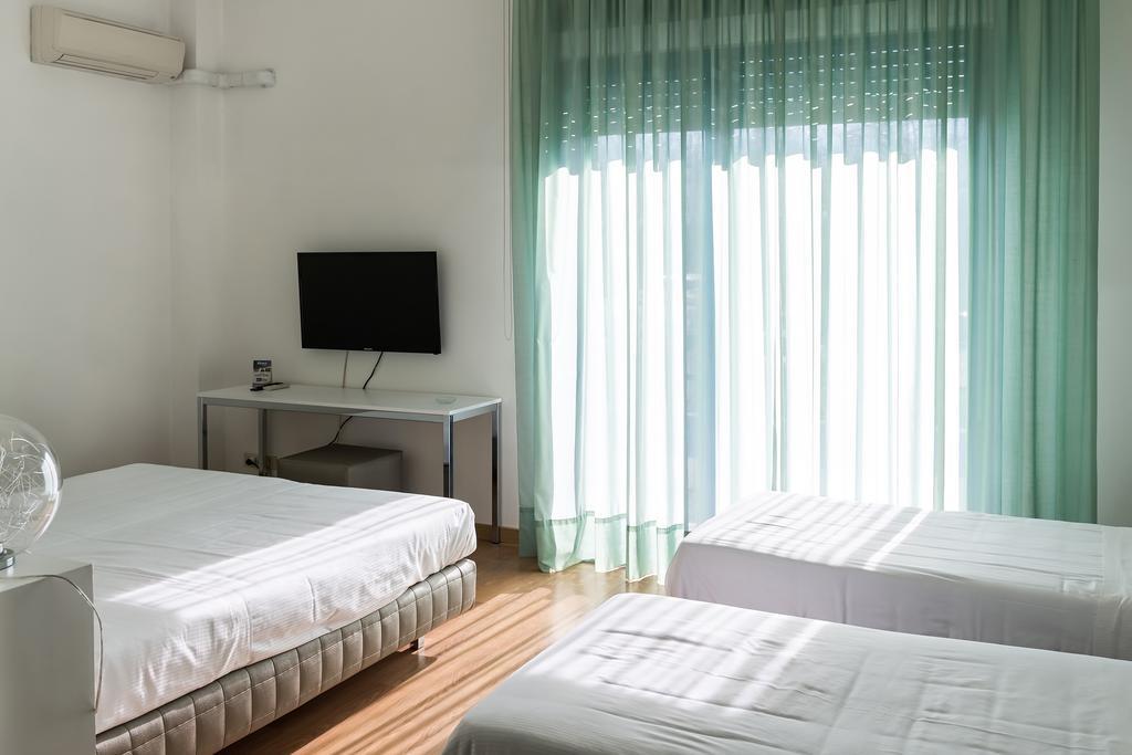 Park Hotel Residence Crema Bagian luar foto